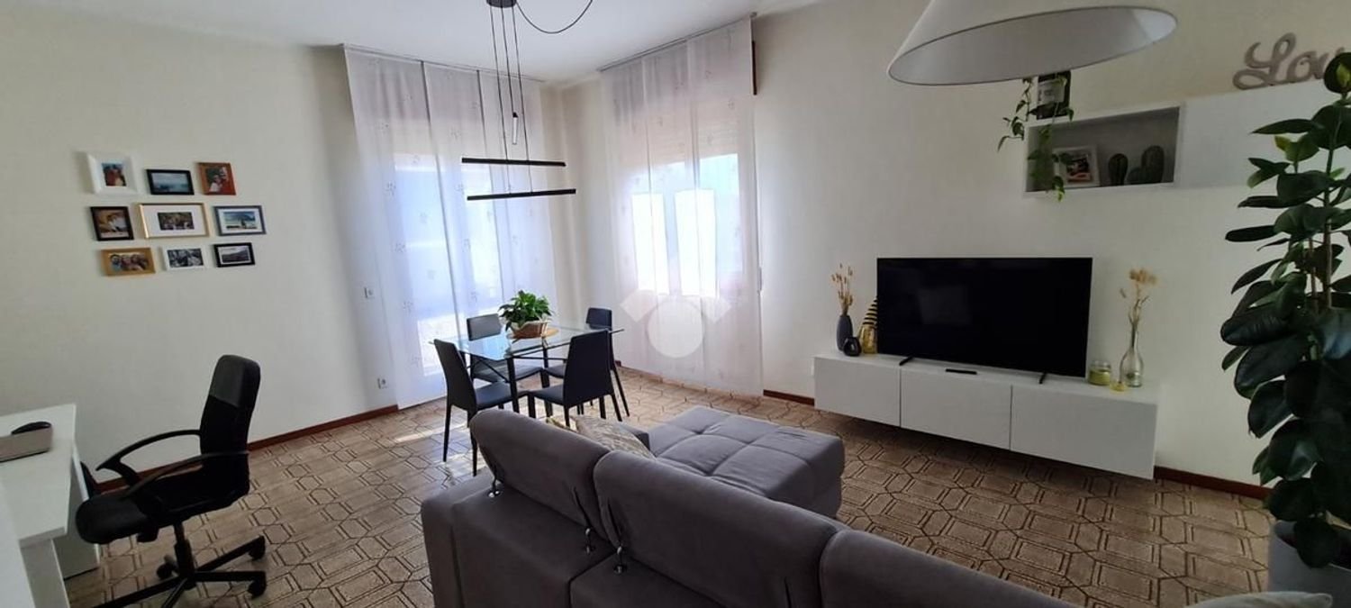 6-Zimmer Villa in Bagnatica, Italy, Nr. 6370