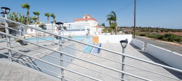 5 bedrooms Villa in Paralimni, Cyprus No. 23074 14