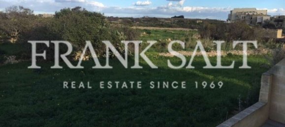 3 bedrooms Apartment in Ghajnsielem, Malta No. 5663 2