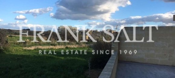 3 bedrooms Apartment in Ghajnsielem, Malta No. 5663 11