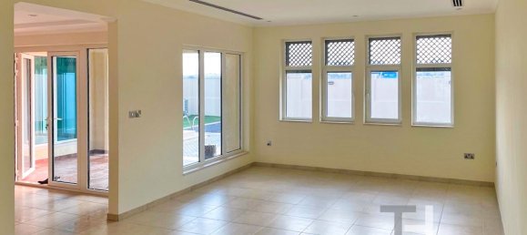 3 Schlafzimmer Villa in Jumeirah Park, UAE, Nr. 94468 5