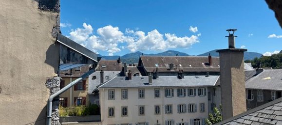 1 bedroom Apartment in Chambery, France No. 289764 2