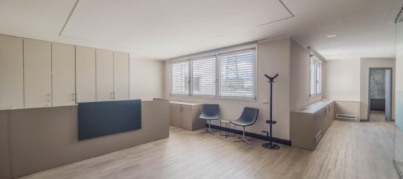 130m² Office in Trentino-Alto Adige, Italy No. 288372 13