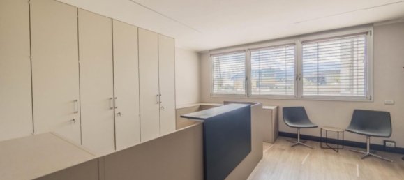 130m² Office in Trentino-Alto Adige, Italy No. 288372 12