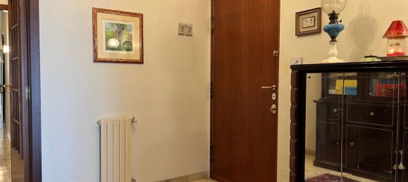 5 rooms Apartment in Catania, Italy No. 221283 2