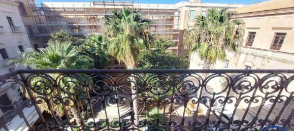 9 rooms Apartment in Trapani, Italy No. 163064 18