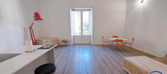 9 rooms Apartment in Trapani, Italy No. 163064 4