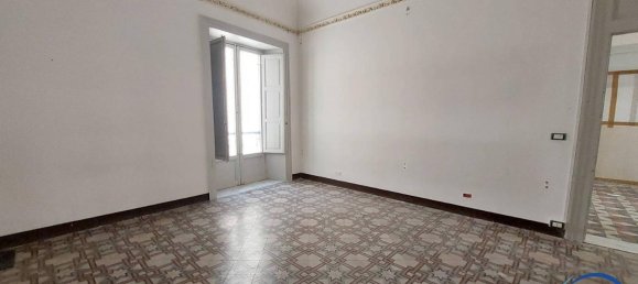 9 rooms Apartment in Trapani, Italy No. 163064 12