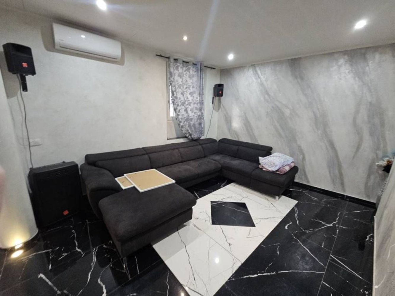 7-Zimmer Villa in Biella, Italy, Nr. 210470