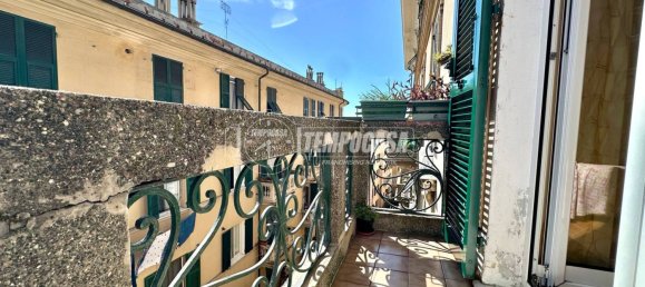 Apartamento de 4 dormitorios en Genoa, Italy No. 352413 22