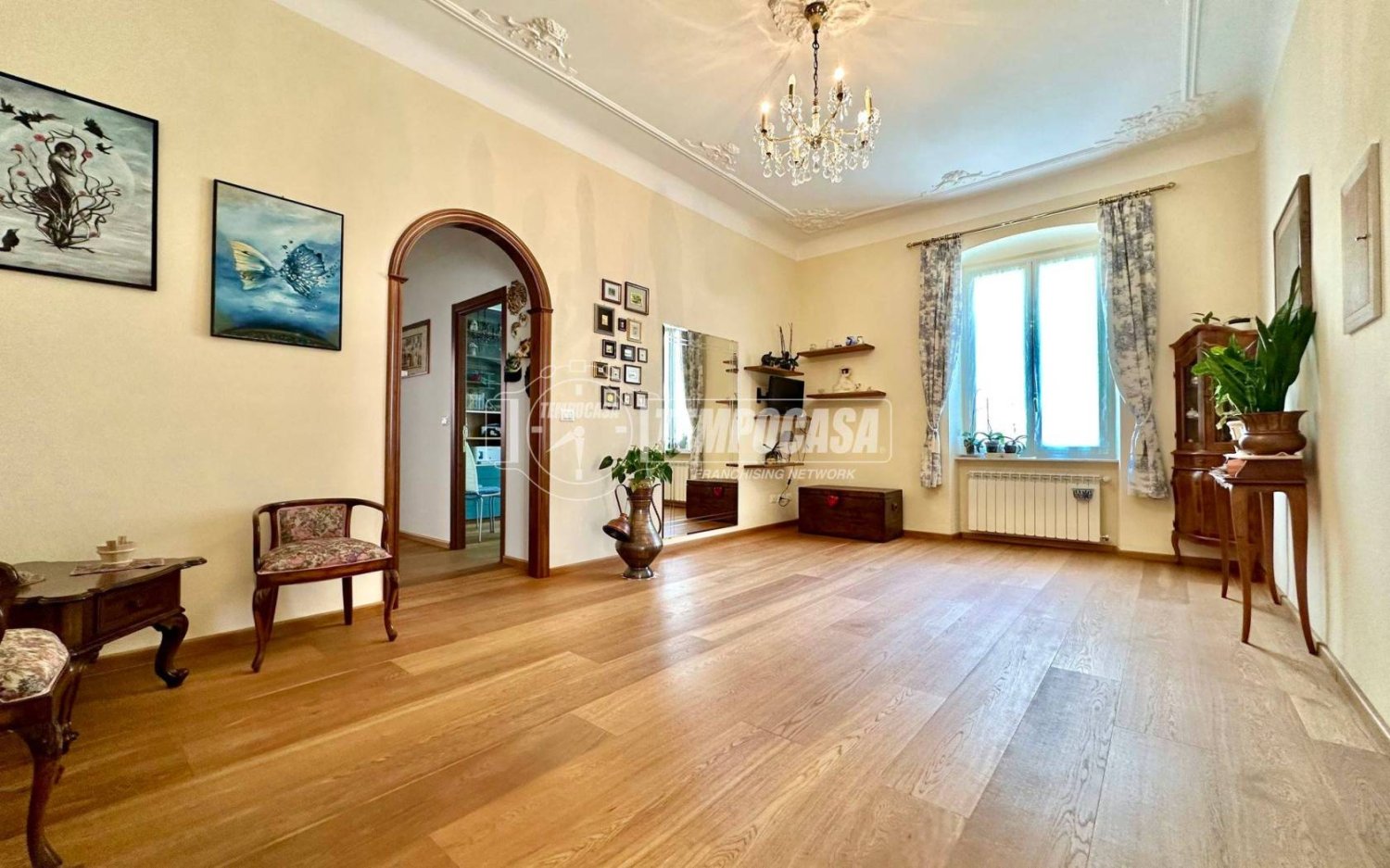 Apartamento de 4 dormitorios en Genoa, Italy No. 352413