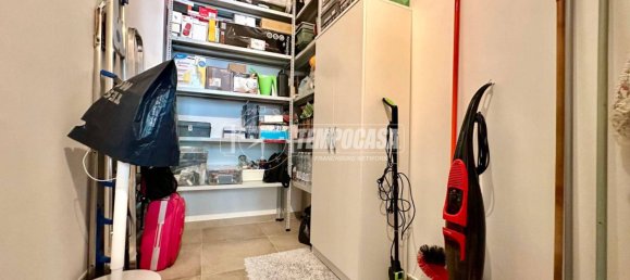 Apartamento de 4 dormitorios en Genoa, Italy No. 352413 14