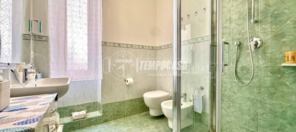 Apartamento de 4 dormitorios en Genoa, Italy No. 352413 17