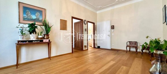 Apartamento de 4 dormitorios en Genoa, Italy No. 352413 5