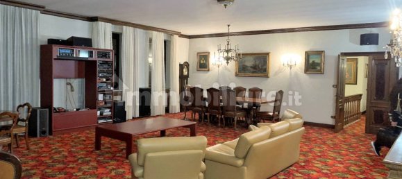 Edificio de 5 habitaciónes en Lodi, Italy No. 73779 3