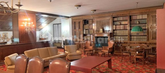 Edificio de 5 habitaciónes en Lodi, Italy No. 73779 4