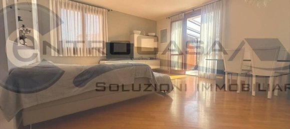 5 rooms Penthouse in San Lazzaro di Savena, Italy No. 29907 11