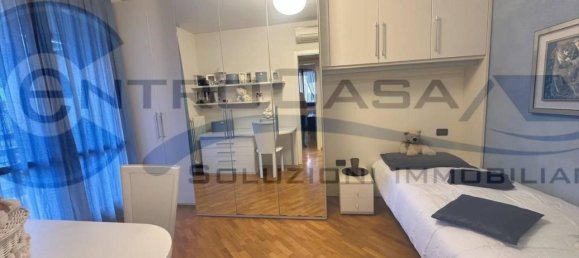 5 rooms Penthouse in San Lazzaro di Savena, Italy No. 29907 30