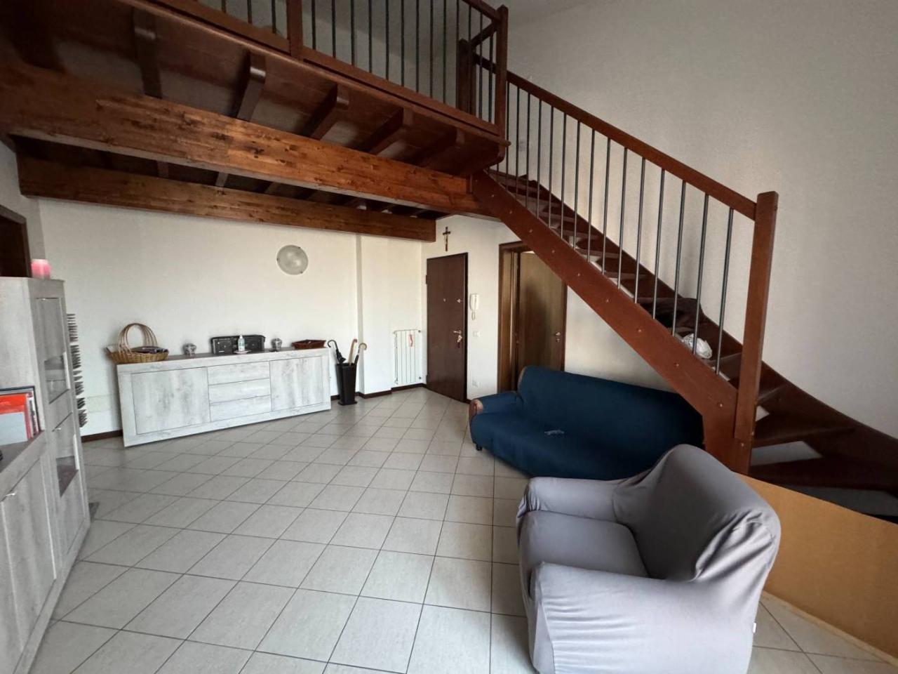 5 rooms Apartment in Mirandola, Italy No. 159717