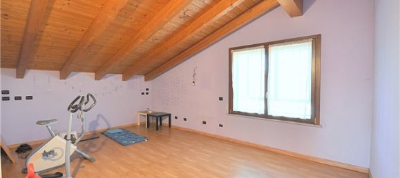 8غرفة فيلا في Inveruno, Italy رقم 20347 31