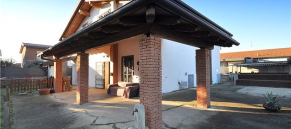 8غرفة فيلا في Inveruno, Italy رقم 20347 33