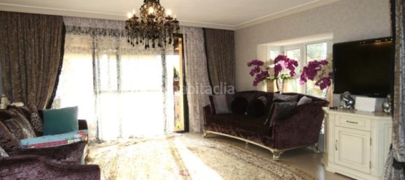 3 bedrooms Penthouse in Estepona, Spain No. 35374 13