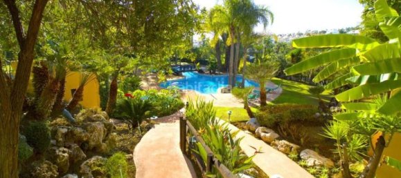 3 bedrooms Penthouse in Estepona, Spain No. 35374 22