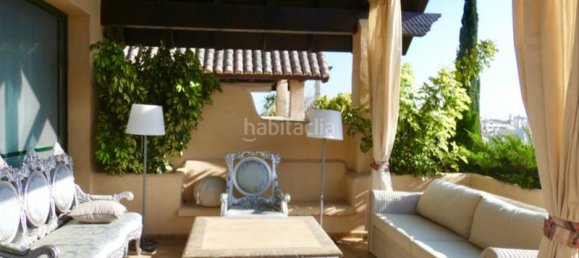 3 bedrooms Penthouse in Estepona, Spain No. 35374 7