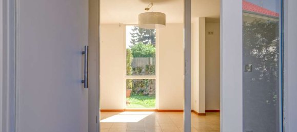 2 bedrooms House in Munich, Germany No. 289959 3