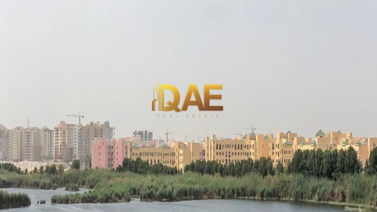 2508.4m² Building in Al Warsan, UAE No. 6013