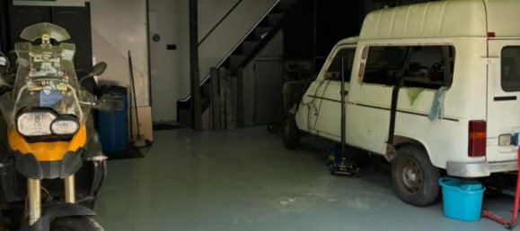 82m² Garage in Cadiz, Spain No. 141826 3