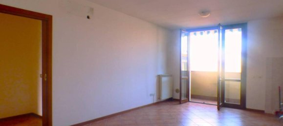 3 rooms Apartment in Vignate, Italy No. 64279 4
