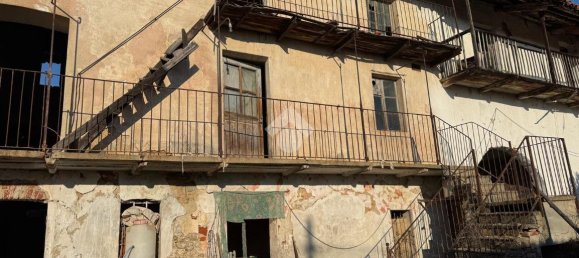 5 rooms House in Rivalta di Torino, Italy No. 164554 2