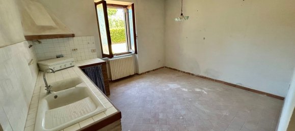 5 rooms House in Todi, Italy No. 258423 16