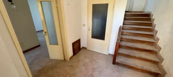 5 rooms House in Todi, Italy No. 258423 12