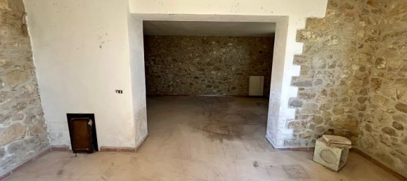 5 rooms House in Todi, Italy No. 258423 7