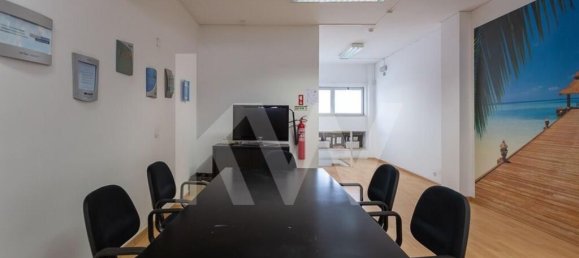 Gewerbliche Immobilie in Amadora, Portugal 187m², Nr. 87670 19