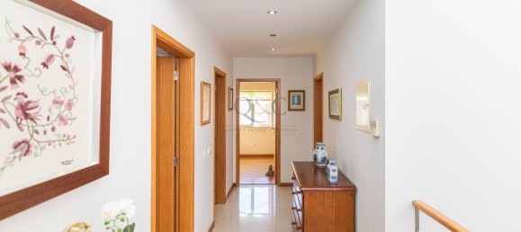 3 bedrooms Villa in Montenegro, Portugal No. 113653 7