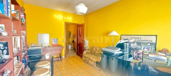 3-Zimmer Wohnung in Rome, Italy, Nr. 331976 5