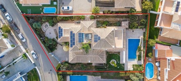 5 bedrooms Villa in Portimao, Portugal No. 18540 48