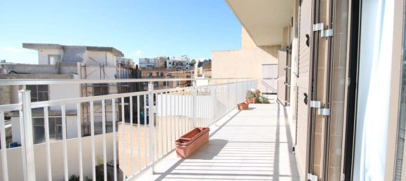 2 غرف نوم شقة في Gzira, Malta رقم 10157 10