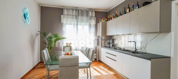 2 bedrooms Apartment in Curno, Italy No. 285566 5