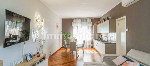 2 bedrooms Apartment in Curno, Italy No. 285566 2