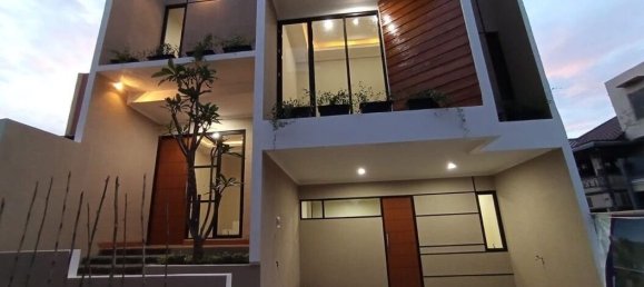 4 bedrooms House in Jakarta, Indonesia No. 1267 15
