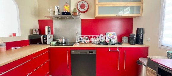 3 bedrooms House in Noisy-le-Grand, France No. 179436 11