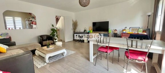 3 bedrooms House in Noisy-le-Grand, France No. 179436 2