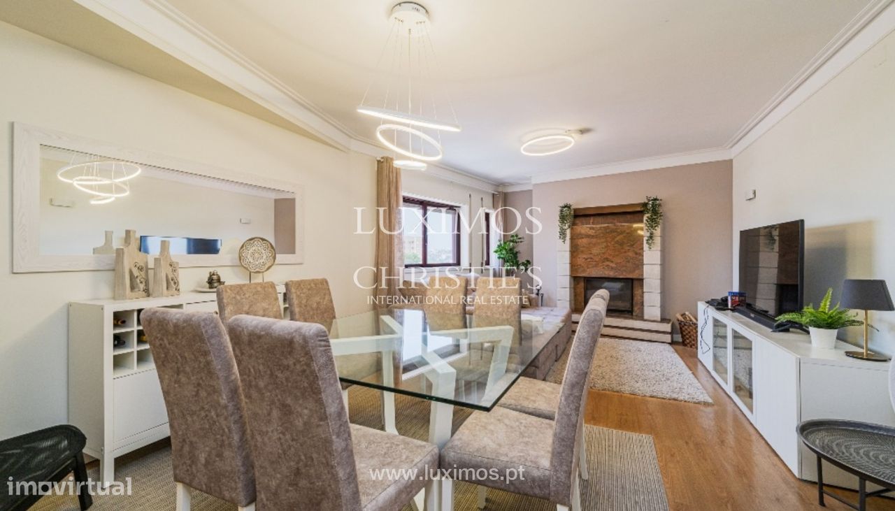 Квартира с 3 спальнями в Вила Нова ди Гая, Португалия № 250043