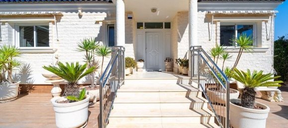 5 bedrooms Villa in Torrevieja, Spain No. 189210 3