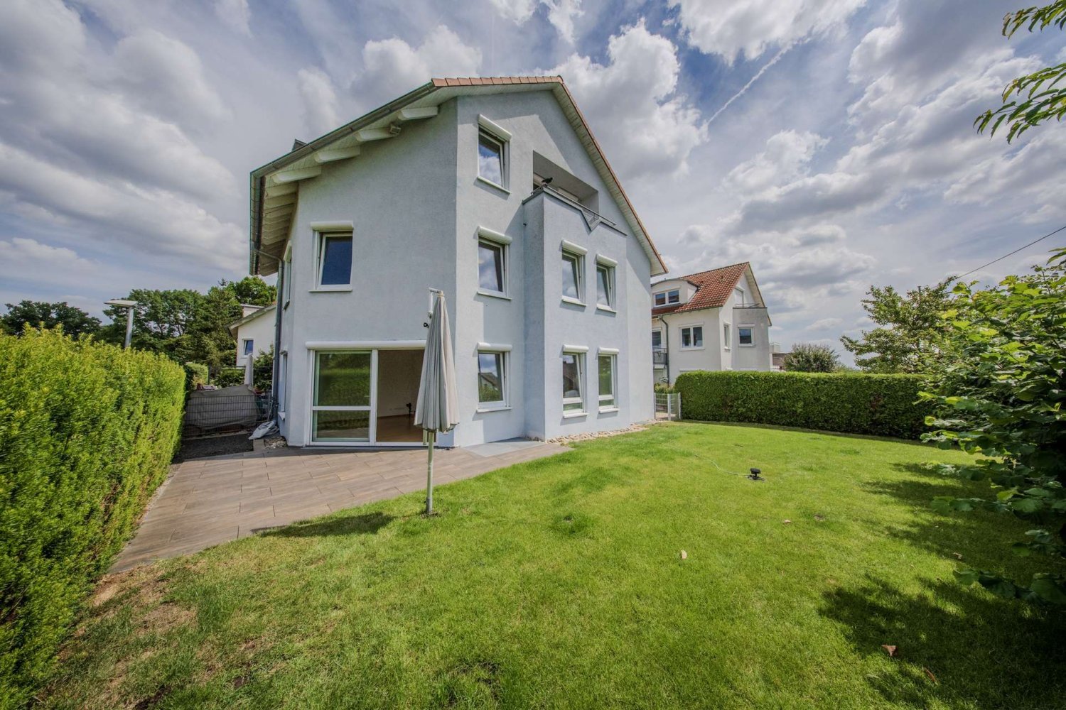 Таунхаус с 5 спальнями в Штутгарт, Германия № 347405