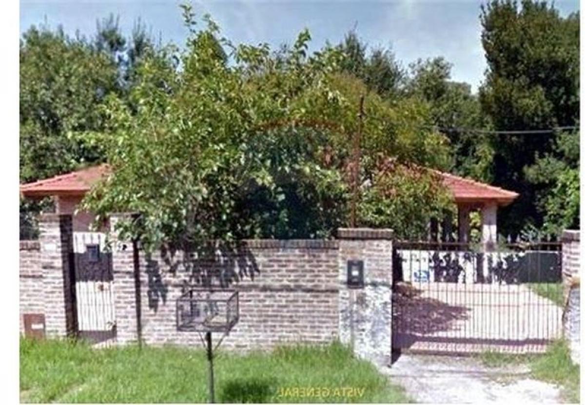 2 bedrooms House in Moreno, Argentina No. 1428